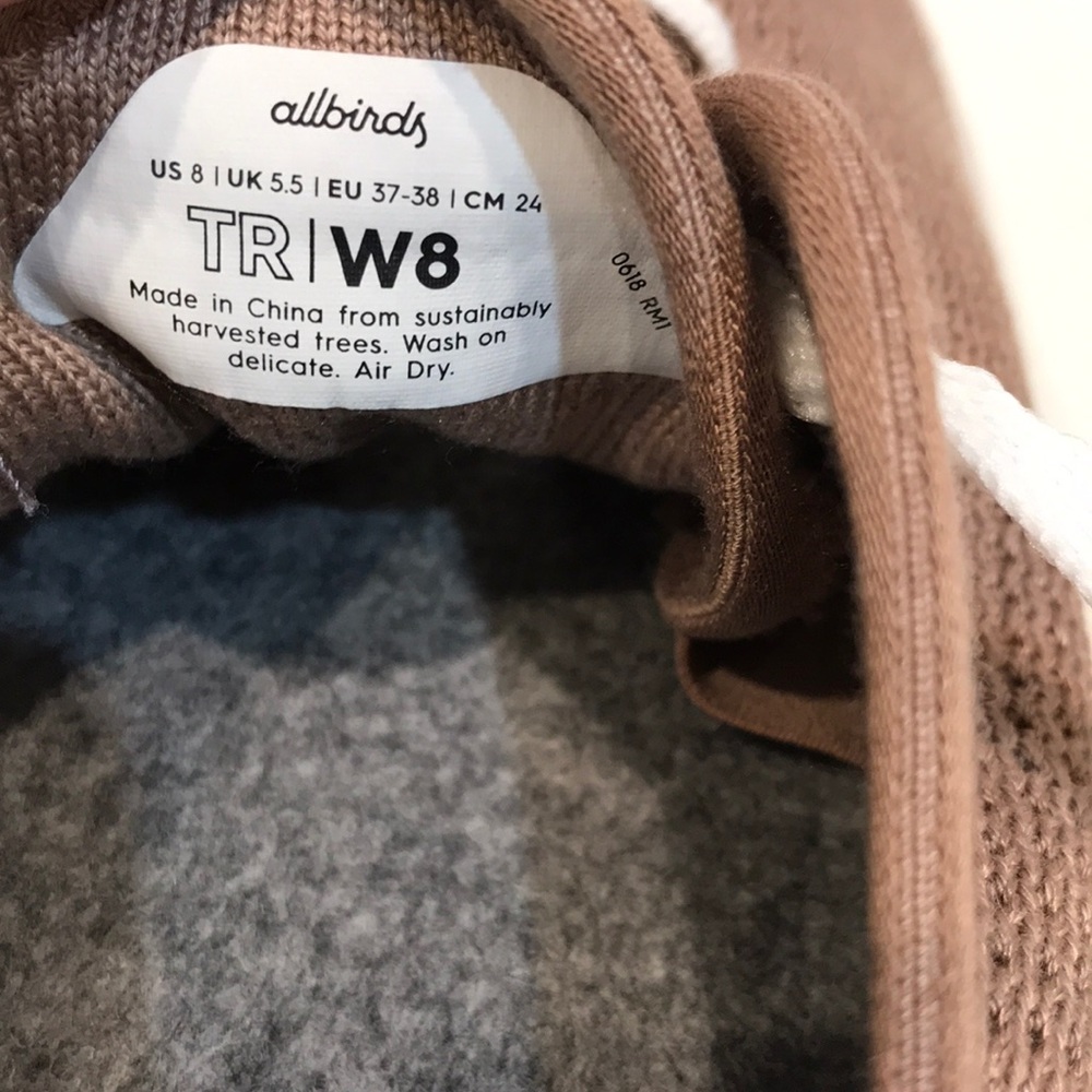 Allbirds Women’s Tree Runner Sneakers - Like New! - Picture 6 of 6
